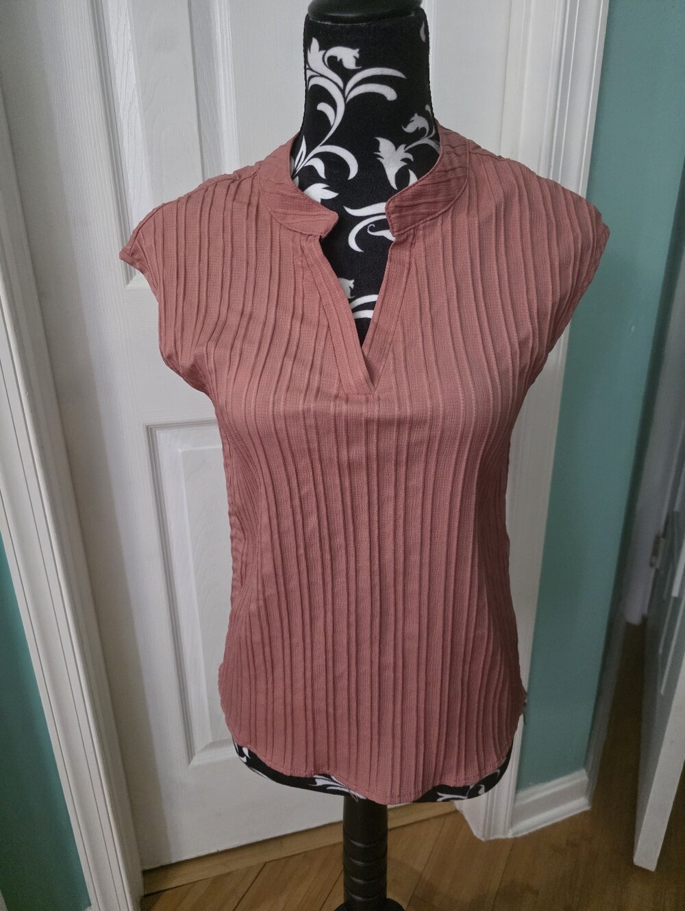 SHEIN Ribbed Cap Sleeve Top in Dusty Mauve